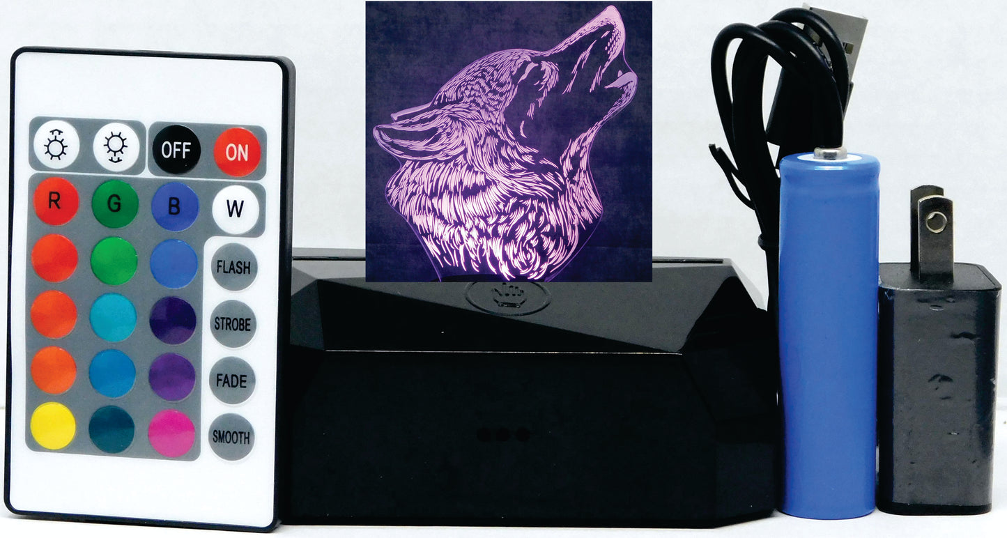 Wolf Howling 3-D Optical Illusion Multicolored Lamp